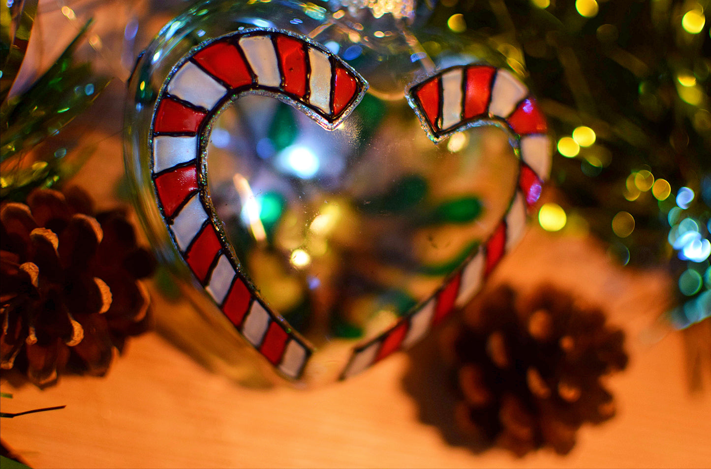 "Candy Cane & Mistletoe" Baubles