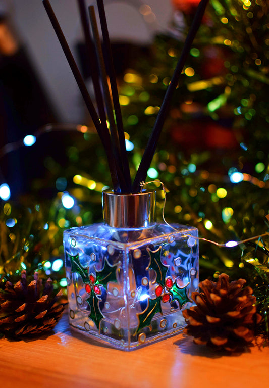 "Dazzle in Holly" Reed Diffuser Bottles